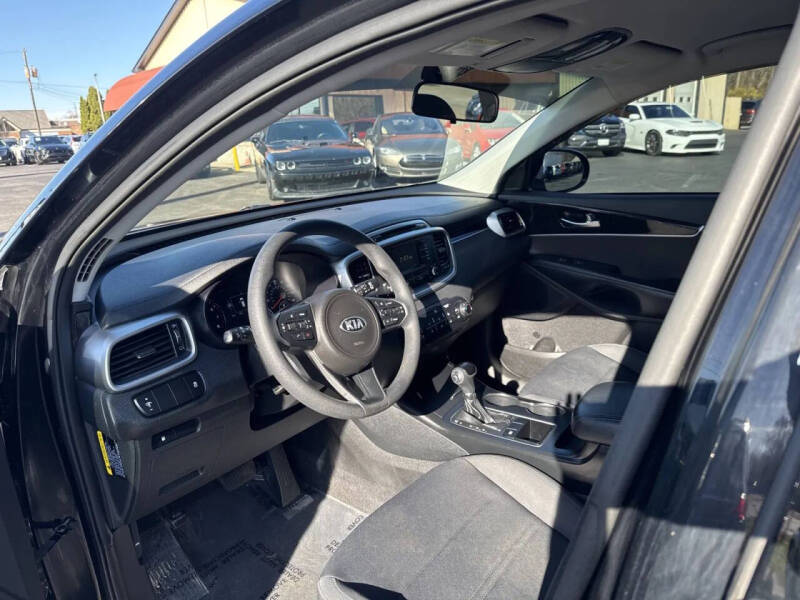 2018 Kia Sorento L