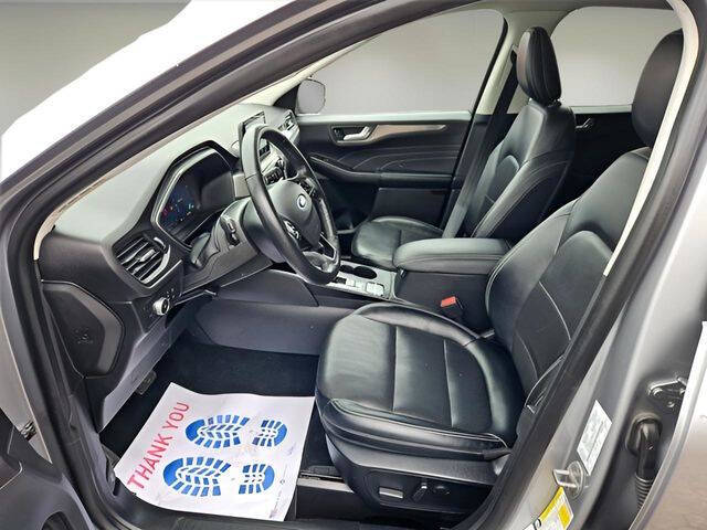 2021 Ford Escape Titanium