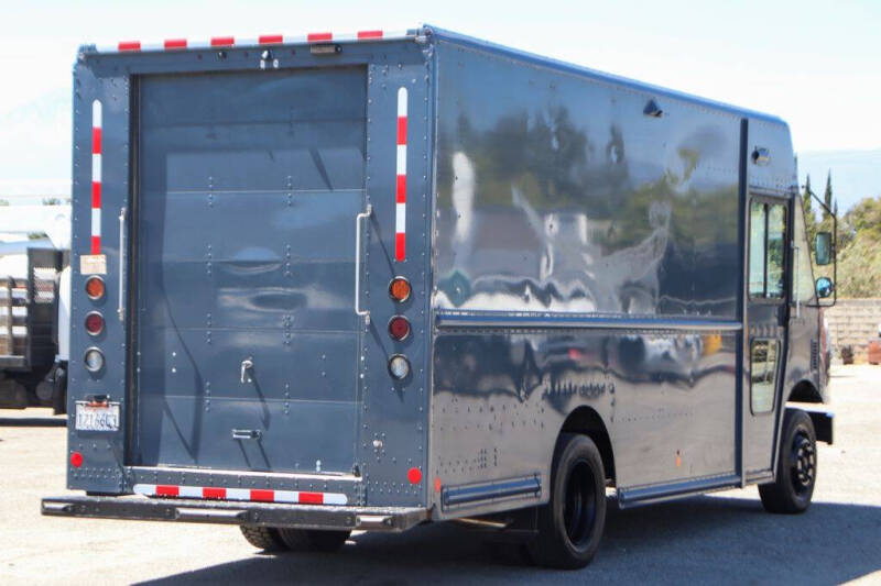 2020 Freightliner MT45 Chassis
