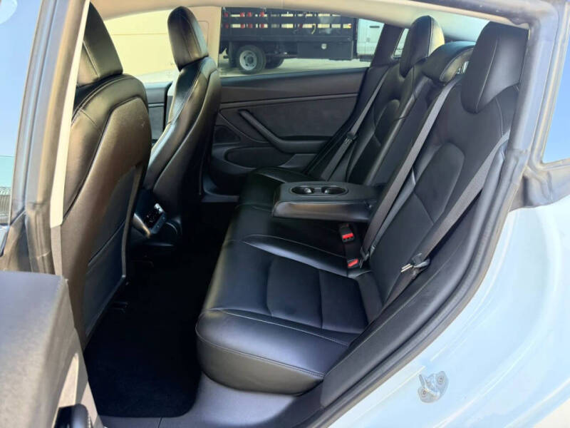2019 Tesla Model 3 Standard Range Plus