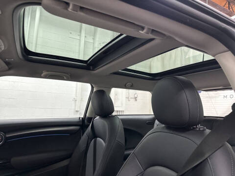 2023 MINI Hardtop 2 Door Cooper