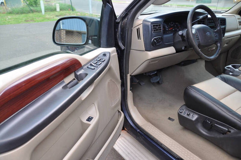 2005 Ford Excursion Eddie Bauer