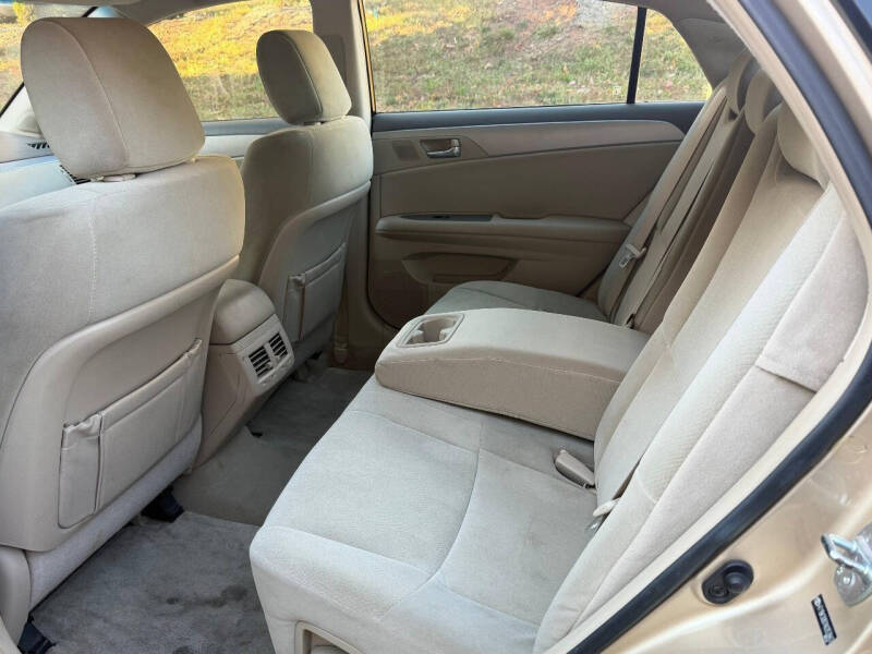 2010 Toyota Avalon XLS