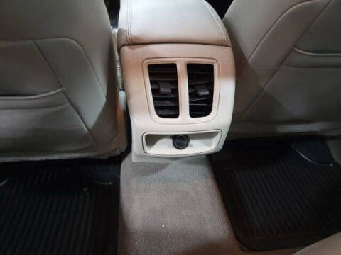 2011 Ford Taurus SEL