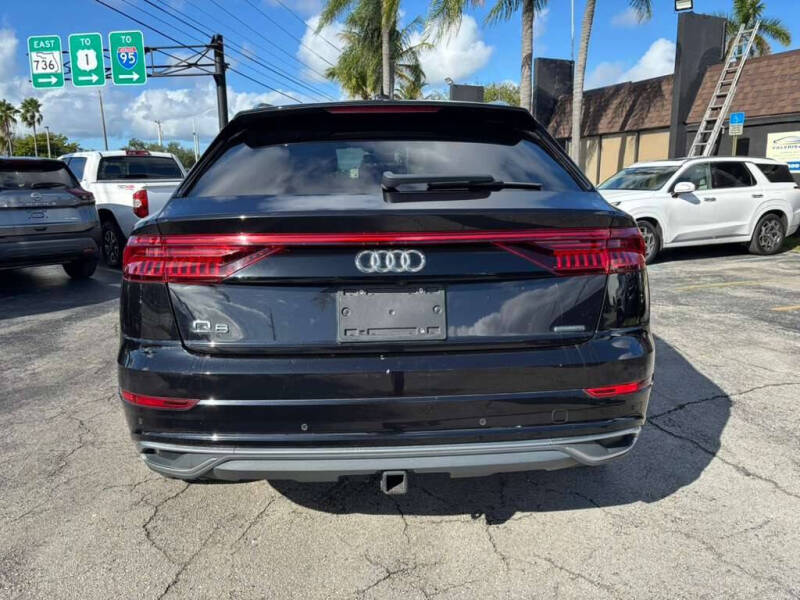 2019 Audi Q8 quattro Premium 55 TFSI