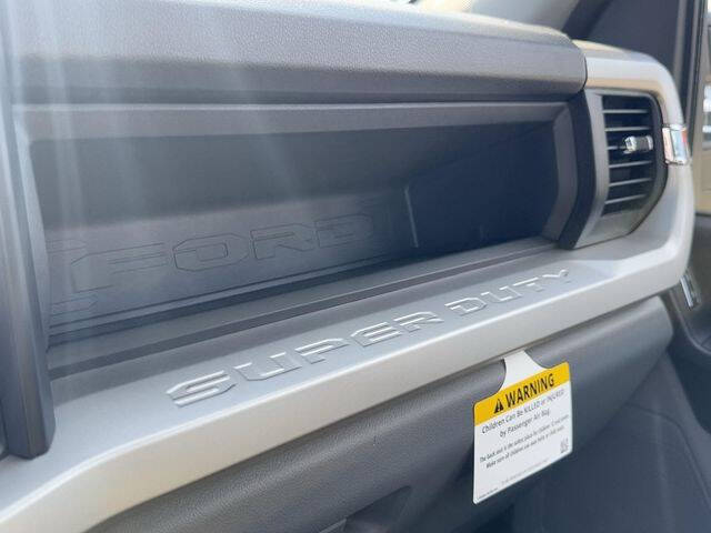 2024 Ford F-350 Super Duty XL