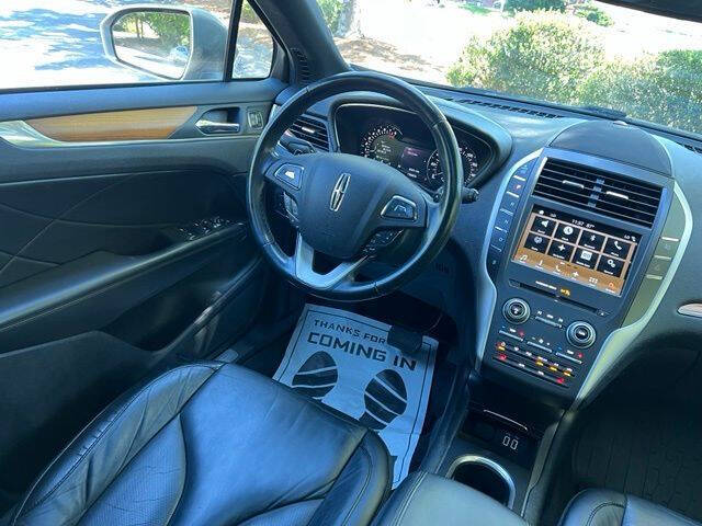 LincolnMKC28
