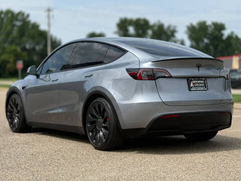 2025 Tesla Model Y Performance