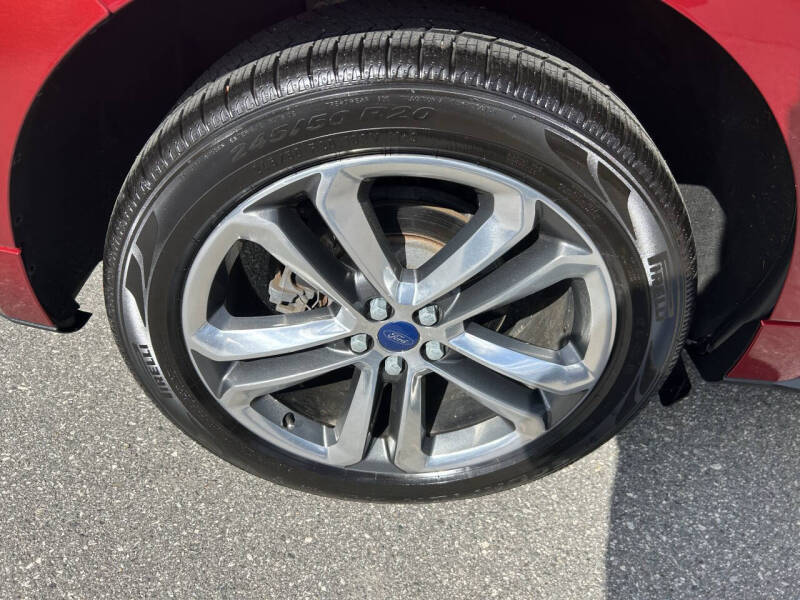 2017 Ford Edge Sport