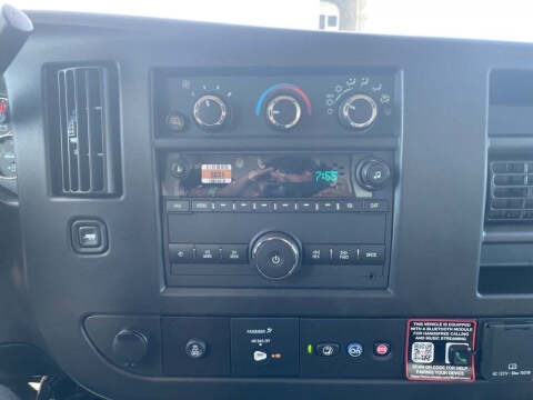 2025 Chevrolet Express 2500