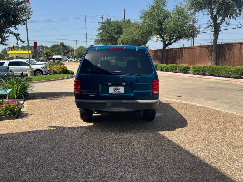 2001 Ford Explorer Sport