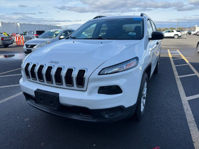 Used 2017 Jeep Cherokee Sport with VIN 1C4PJMAB7HW596588 for sale in Passaic, NJ