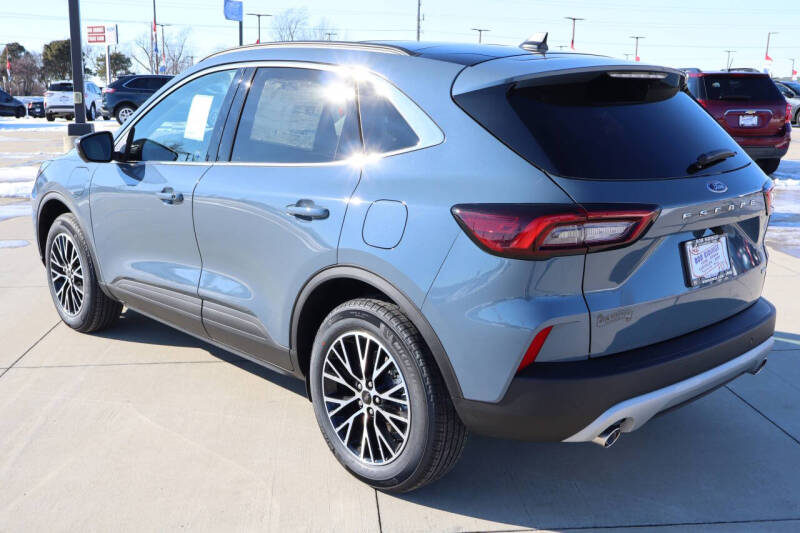 2025 Ford Escape Plug-In Hybrid PHEV