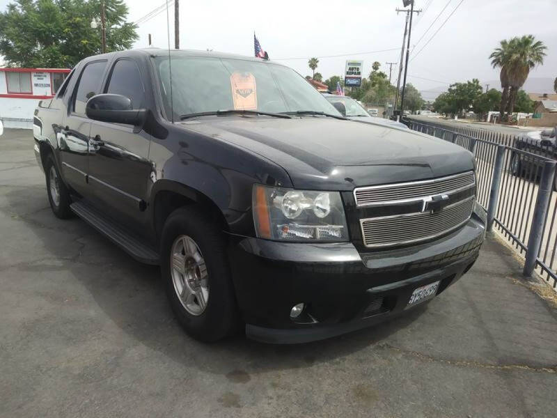 2007 Chevrolet Avalanche for sale at Alpha 1 Automotive Group in Hemet CA