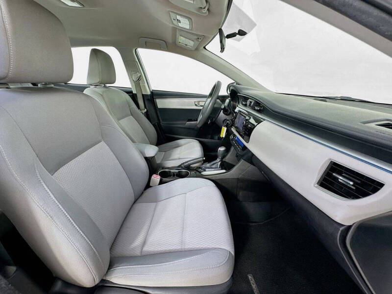 2015 Toyota Corolla LE