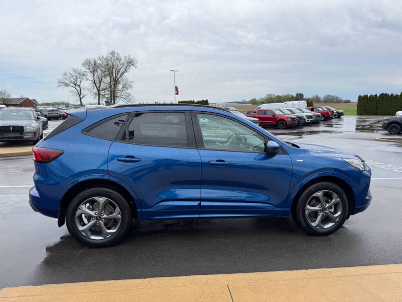 2023 Ford Escape ST-Line Select