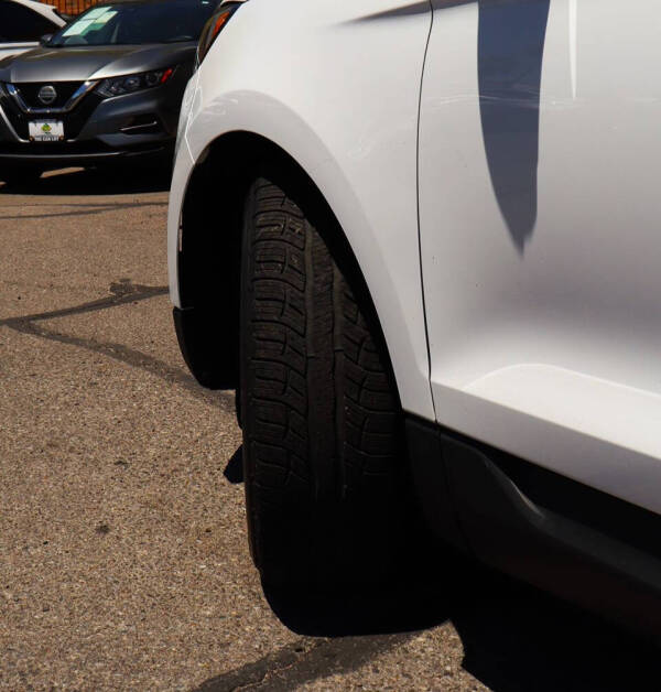 2020 Ford Edge SEL