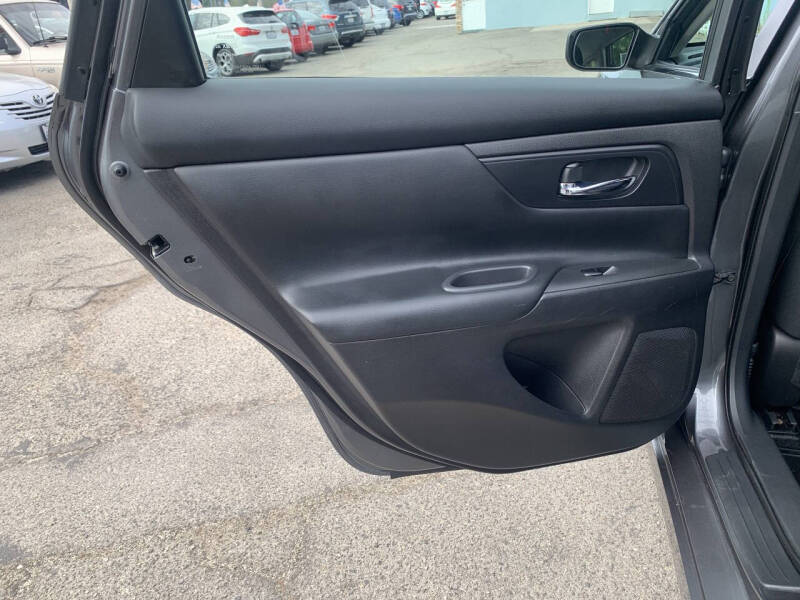 2016 Nissan Altima 2.5 S