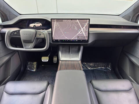 2023 Tesla Model X Standard Range