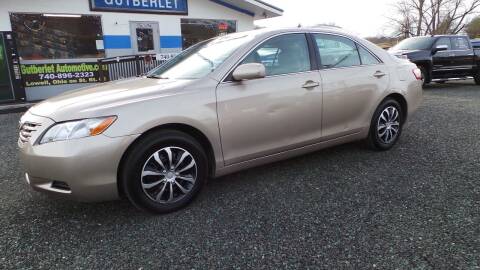 2009 Toyota Camry for sale at Gutberlet Automotive in Lowell OH