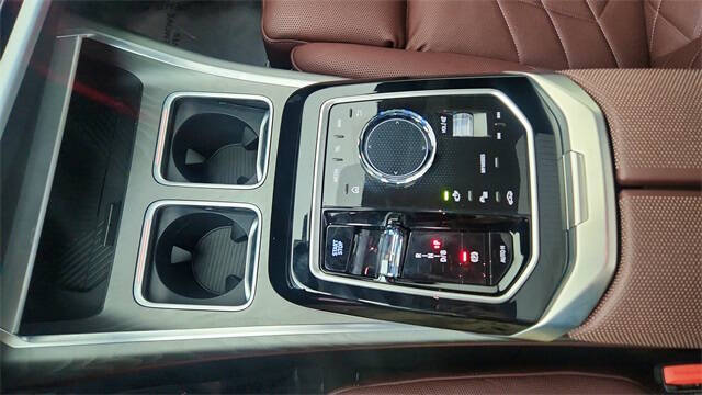 2025 BMW i7 eDrive50