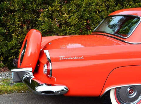 1956 Ford Thunderbird