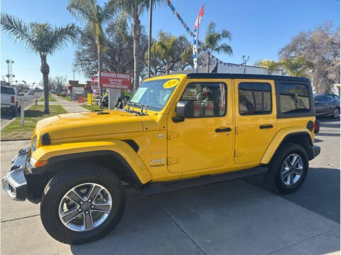 2019 Jeep Wrangler Unlimited for sale at Dealers Choice Inc in Farmersville CA