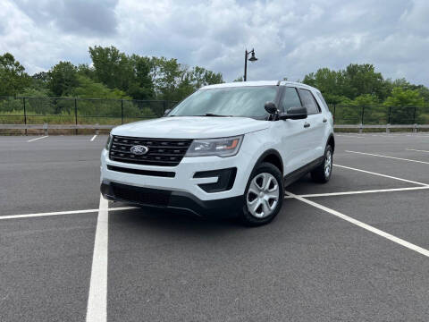 2019 Ford Explorer for sale at CLIFTON COLFAX AUTO MALL in Clifton NJ