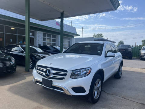 2017 Mercedes-Benz GLC for sale at Auto Outlet Inc. in Houston TX