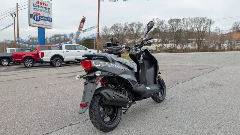 2025 Kymco Super 8 50X