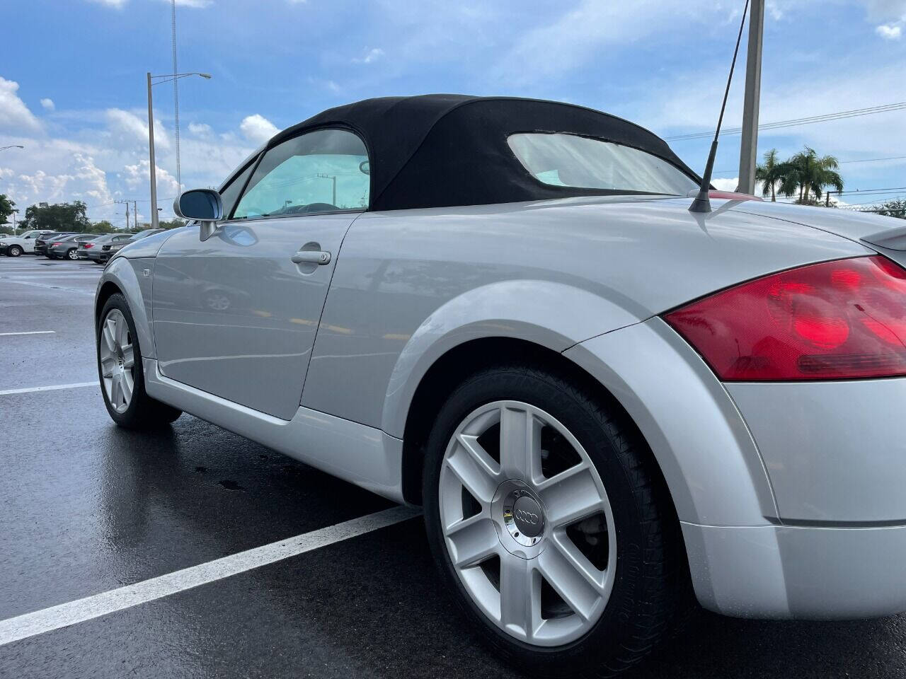 2001 AUDI TT Roadster - $7,900