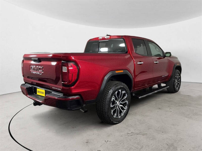 2025 GMC Canyon Denali