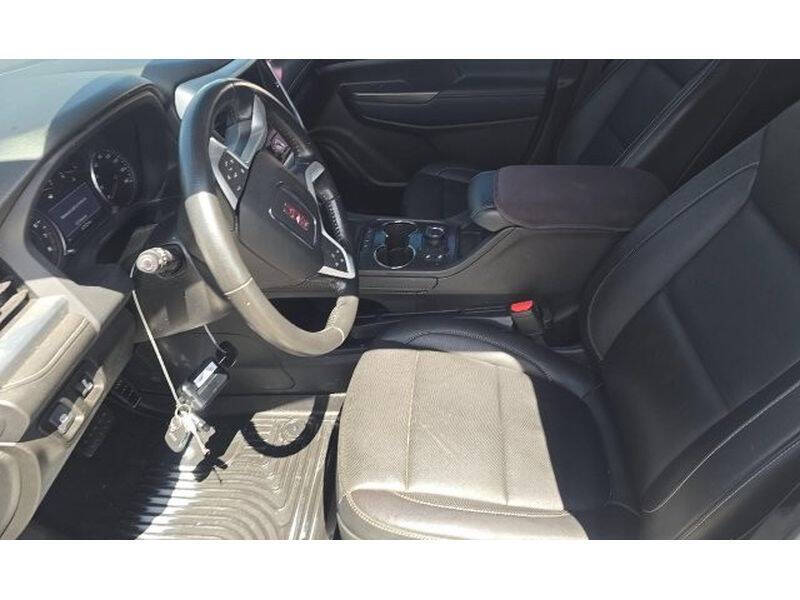 2020 GMC Acadia SLT
