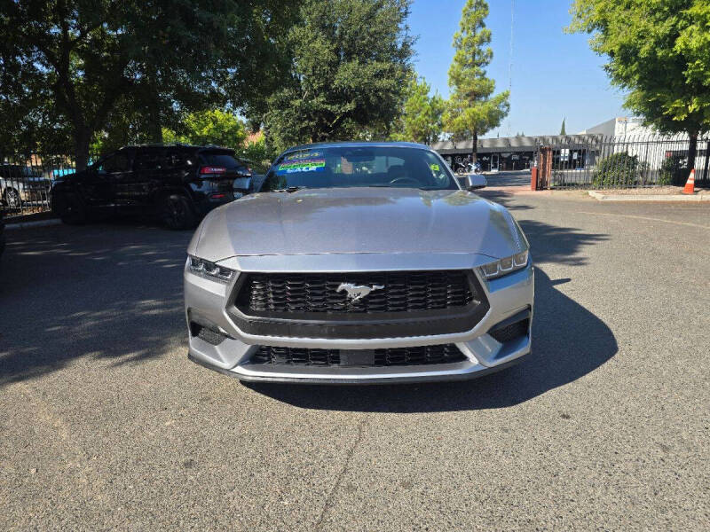 2024 Ford Mustang EcoBoost Premium