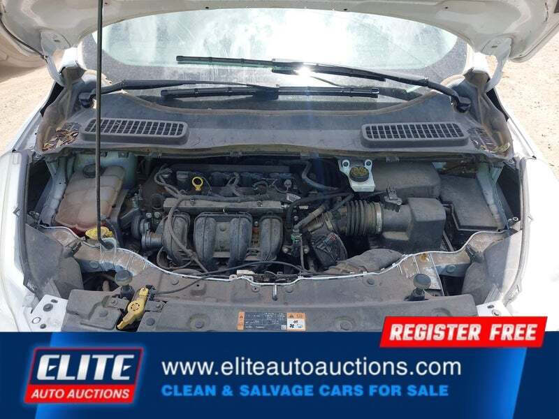 2016 Ford Escape SE
