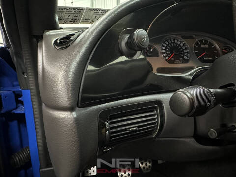 2004 Ford Mustang Mach 1 Premium