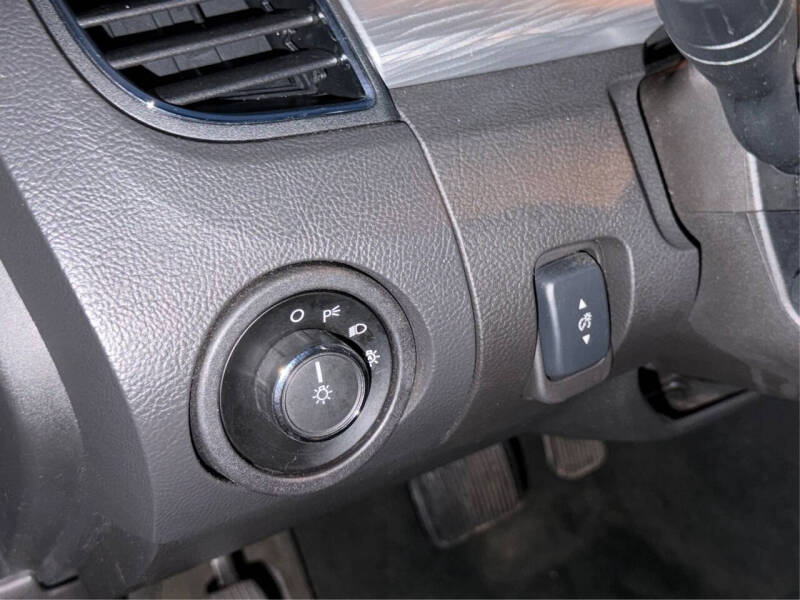 2017 Ford Taurus SEL