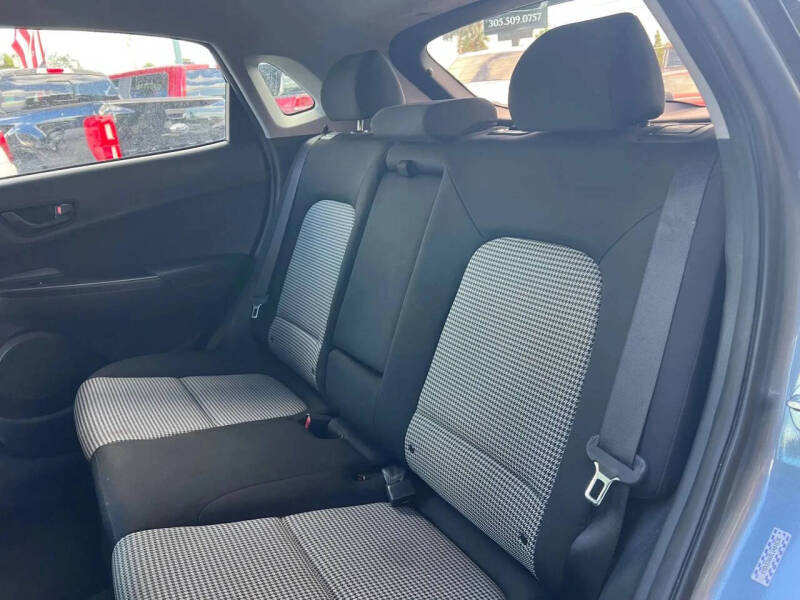 2020 Hyundai Kona SEL