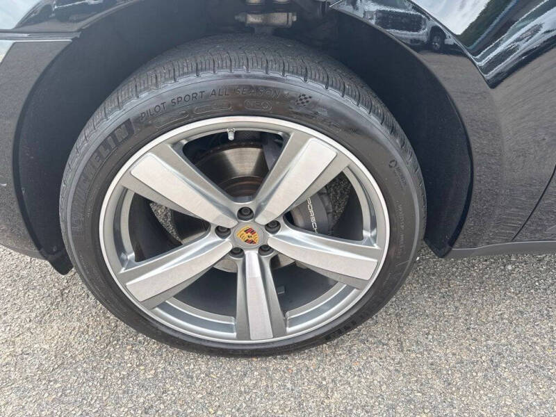 2022 Porsche Macan