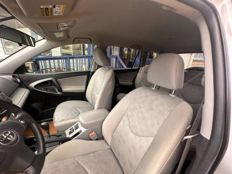 2009 Toyota RAV4