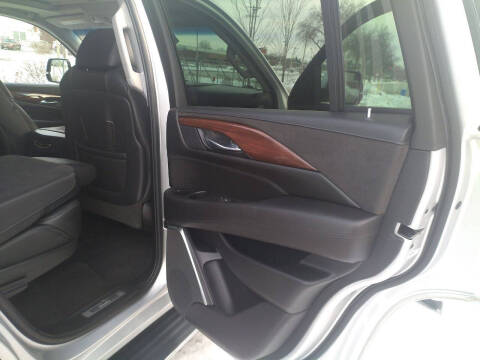 2019 Cadillac Escalade Luxury