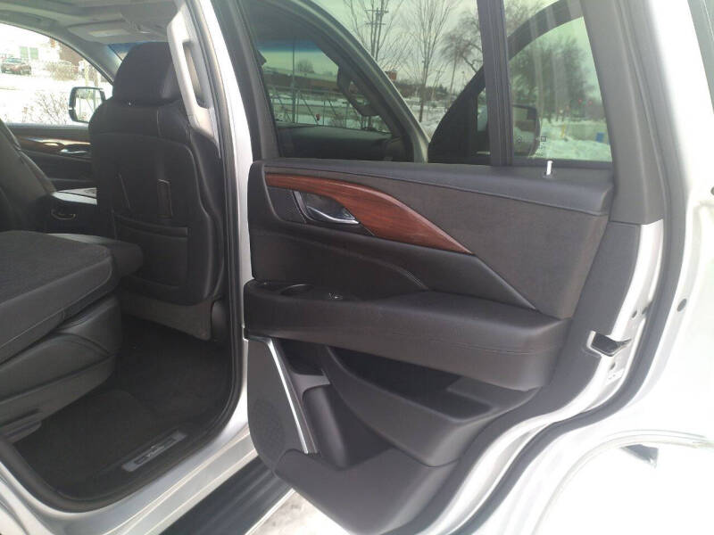 2019 Cadillac Escalade Luxury