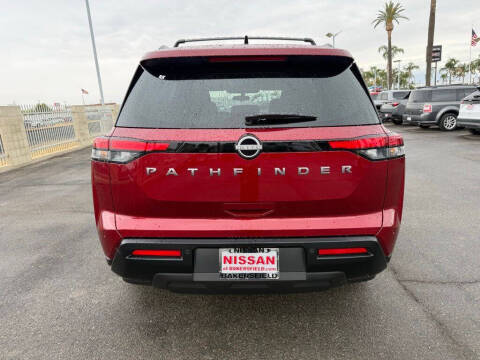 2026 Nissan Pathfinder SV