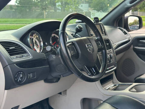 2020 Dodge Grand Caravan SXT