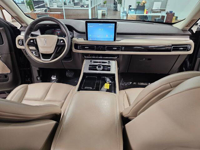 2023 Lincoln Aviator Standard