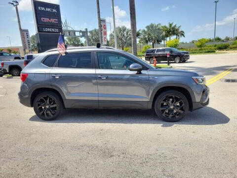 2022 Volkswagen Taos SE
