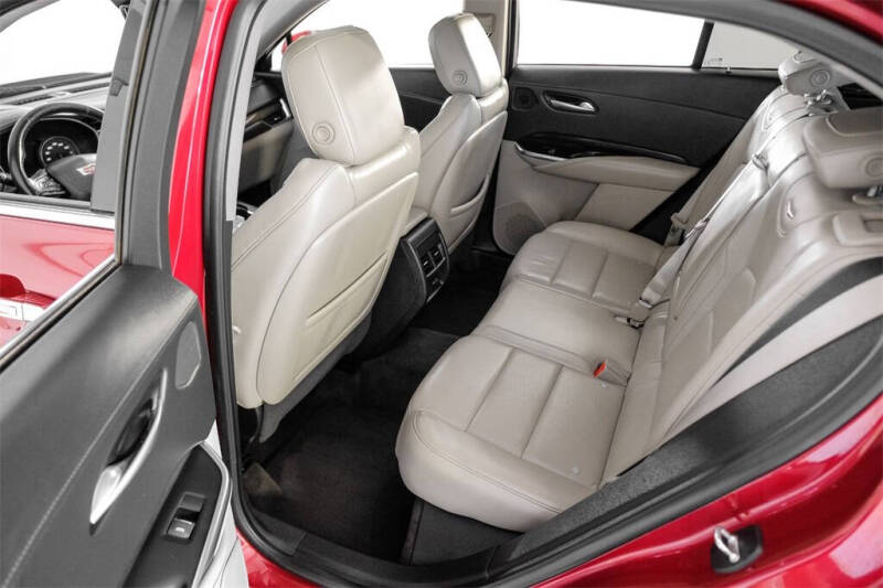 2019 Cadillac XT4 Premium Luxury