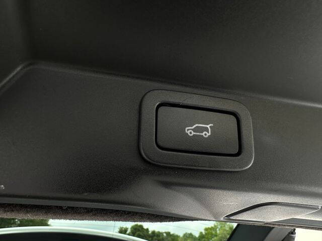 2021 Land Rover Range Rover Sport SE