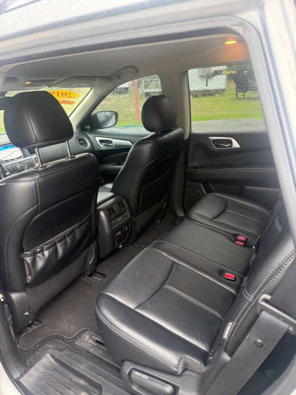2019 Nissan Pathfinder S