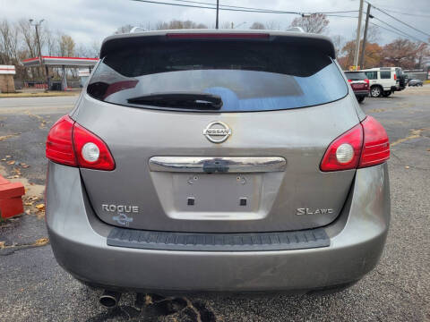 2013 Nissan Rogue S
